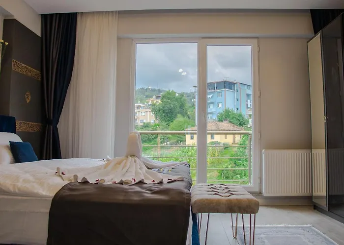 Hotel Elegant Blue Trabzon