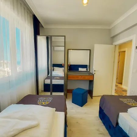 Elegant Blue Suıtes 3*
