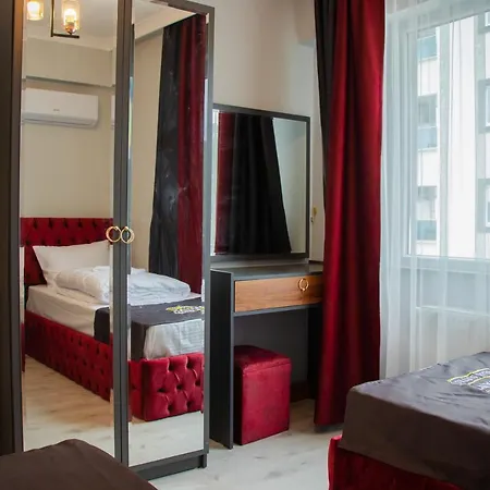 Elegant Blue Hotel 3*